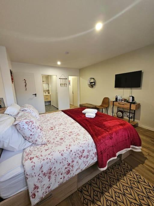 Chambre D'Hote Aphrodite Sainte-Genevieve-des-Bois Luaran gambar